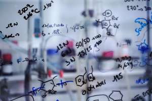 Des &eacute;quations sur un tableau