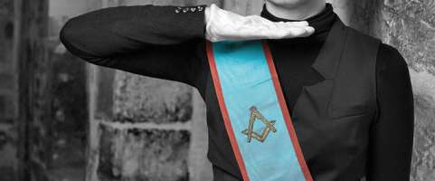 Relations avec les d&eacute;funts