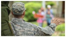 Un soldat id&eacute;aliste